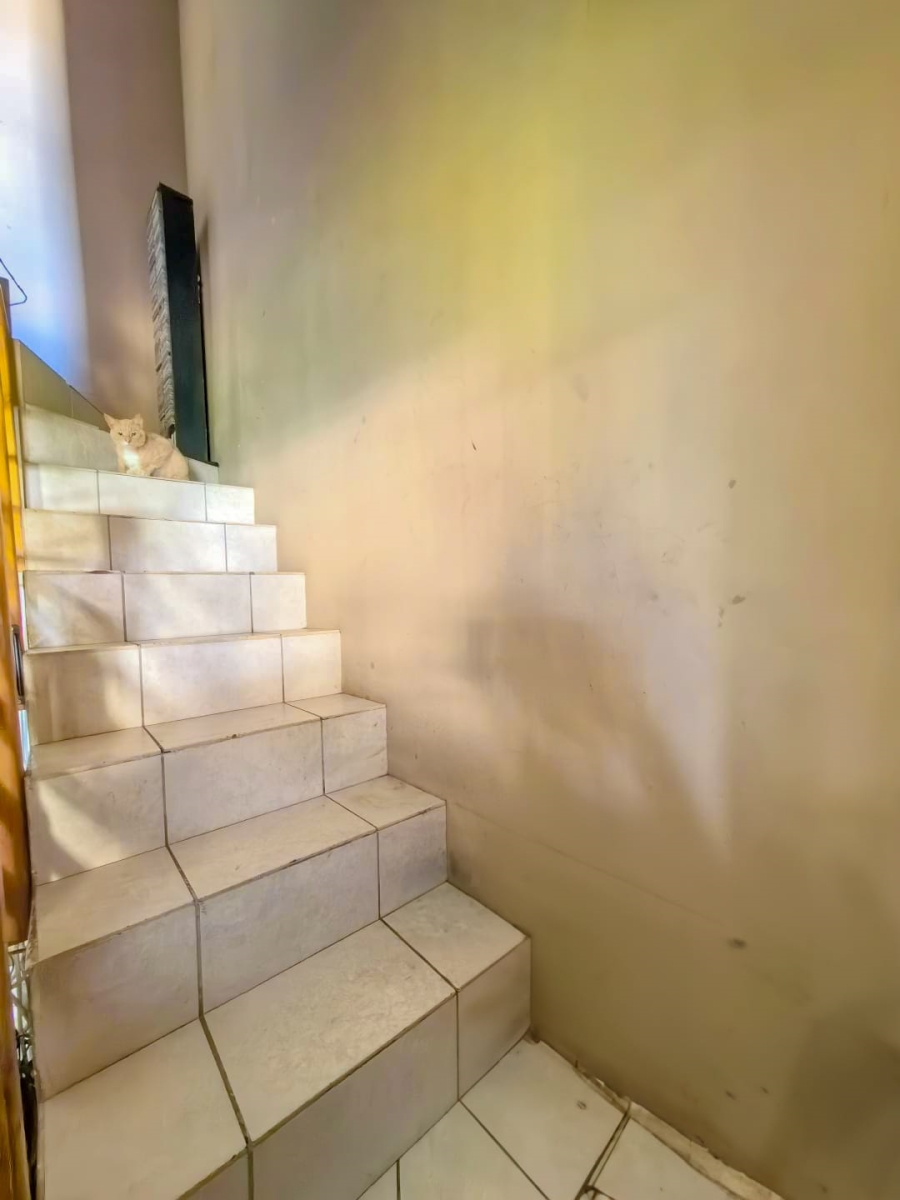 2 Bedroom Property for Sale in Pelican Park Western Cape